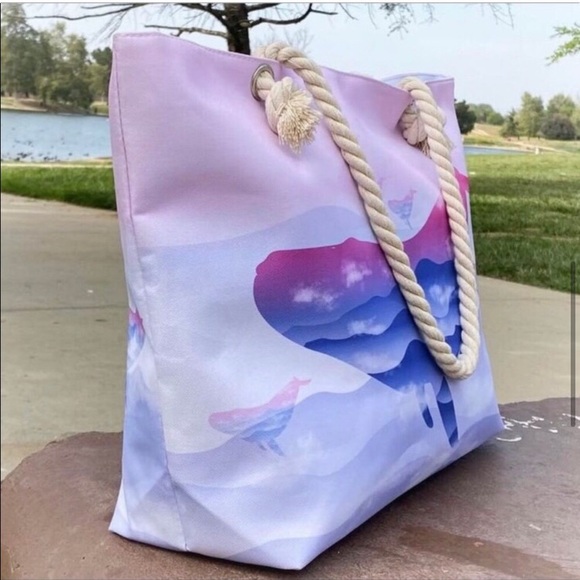 LAST ONE: Ombré ocean life beach tote bag - Picture 6 of 12